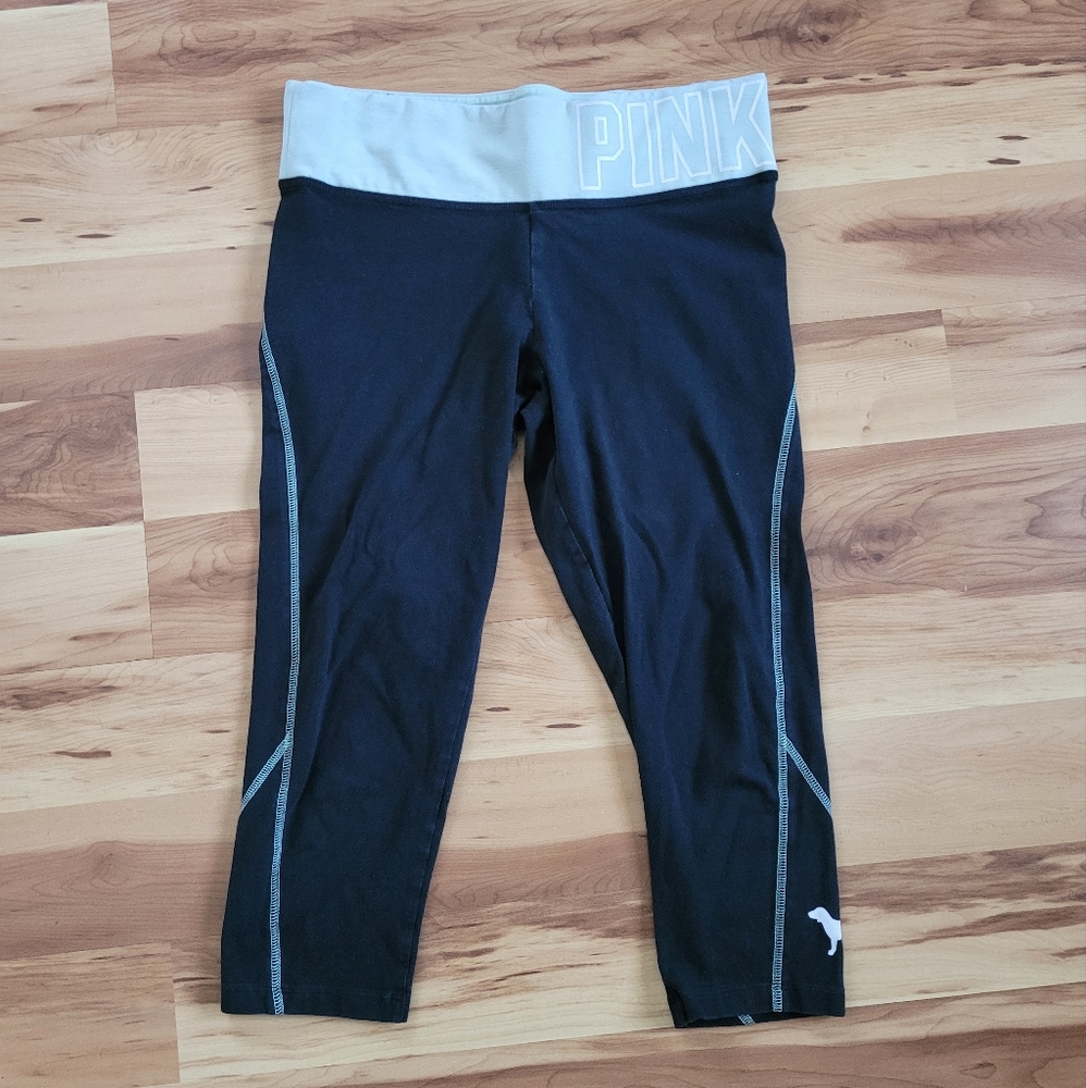 VS Pink Green Waistband Yoga Capri Pant in Size S | P